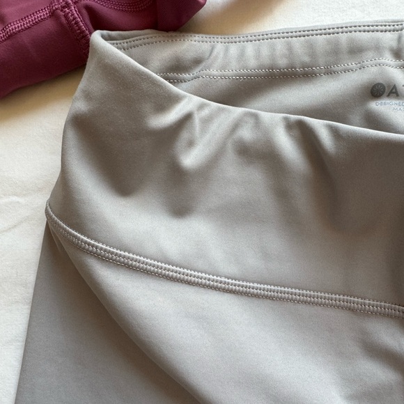 Athleta Laser Cut Mauve Ombré Leggings - Picture 10 of 17